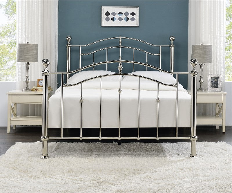 Callisto Chrome Metal bed