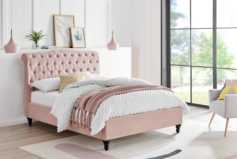 Rosa Pink bed